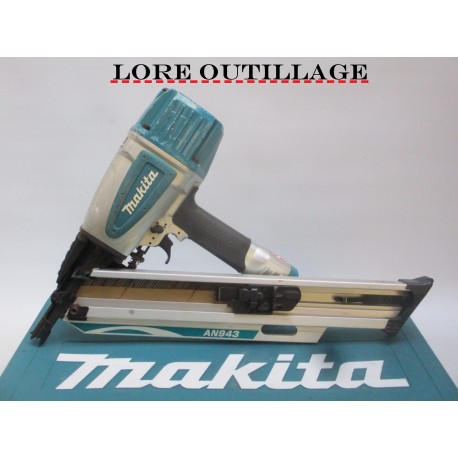 MAKITA AN943 - Cloueur de charpente